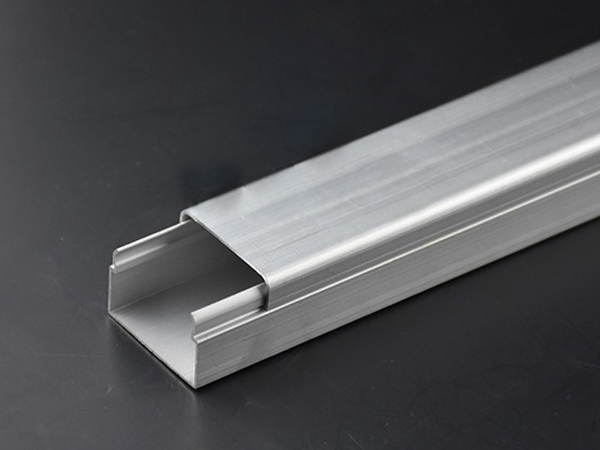怎樣選擇優(yōu)質(zhì)的鋁合金線槽？這些事項要牢記！